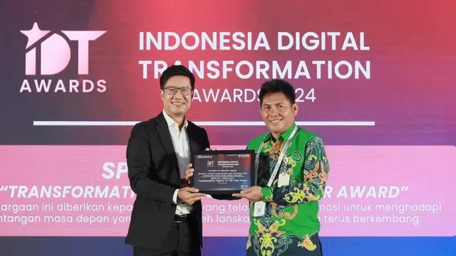 Percepat Konversi Digital, Dukcapil Raih Penghargaan Transformative Agency of The Year